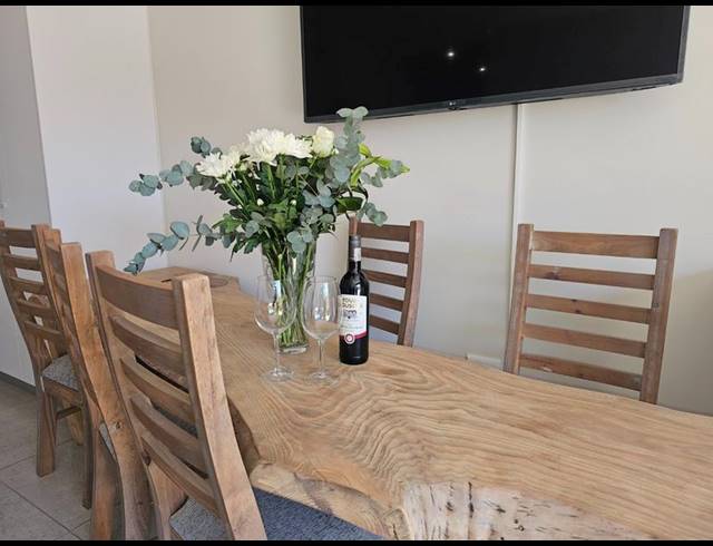 3 BEDROOM APARTMENT FOR SALE IN HARTENBOS CENTRAL